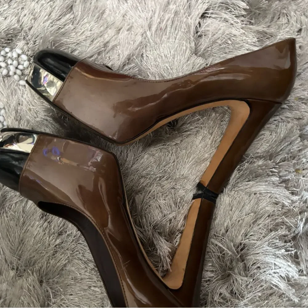 Chanel dress shoes logo pumps colorblock heels classic big monogram platforms